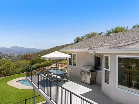 1033 Via Contenta, Escondido, CA 92029 photo 19