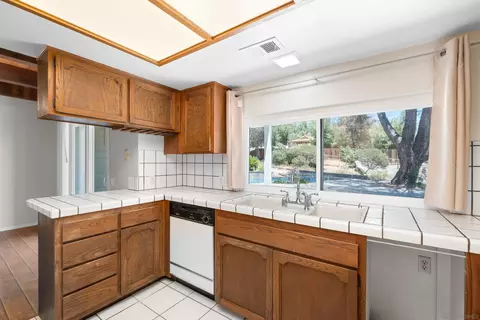 2827 N Victoria Dr, Alpine, CA 91901 photo 5