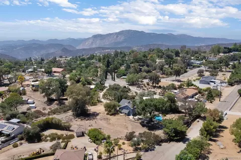 2827 N Victoria Dr, Alpine, CA 91901 photo 47