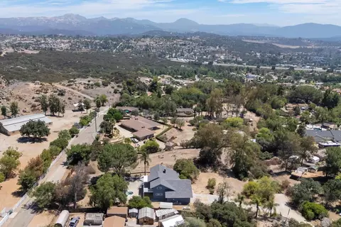 2827 N Victoria Dr, Alpine, CA 91901 photo 48