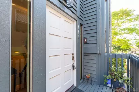 449 G Ave, Coronado, CA 92118 photo 2