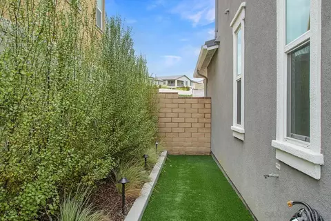 Exterior - 39493 Dayspring Way, Temecula, CA 92591 photo 4 of 15