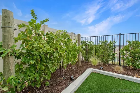 Exterior - 39493 Dayspring Way, Temecula, CA 92591 photo 7 of 15
