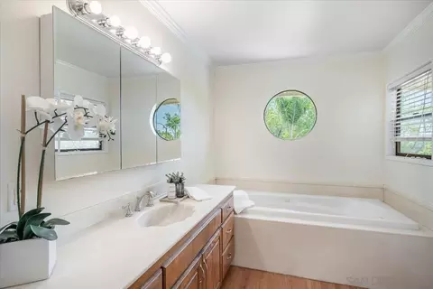 Bath - 770 Alamo, Escondido, CA 92025 photo 1 of 6