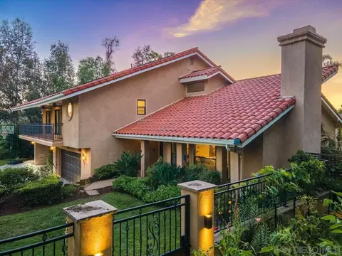 Exterior - 770 Alamo, Escondido, CA 92025 photo 1 of 30