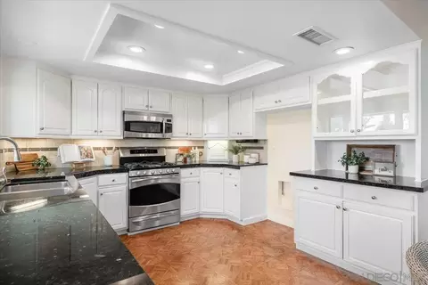 Kitchen - 770 Alamo, Escondido, CA 92025 photo 1 of 3