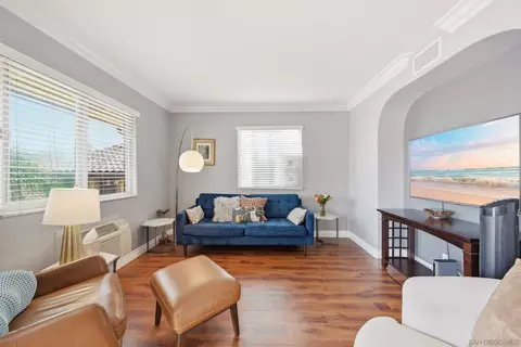 2736 B St #203, San Diego, CA 92102