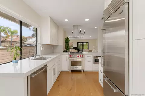 4135 Federman, San Diego, CA 92130