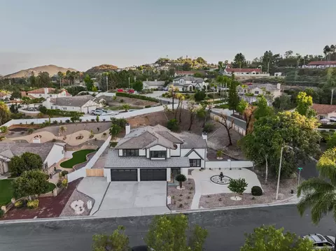 1291 Dexter, Escondido, CA 92029 photo 3
