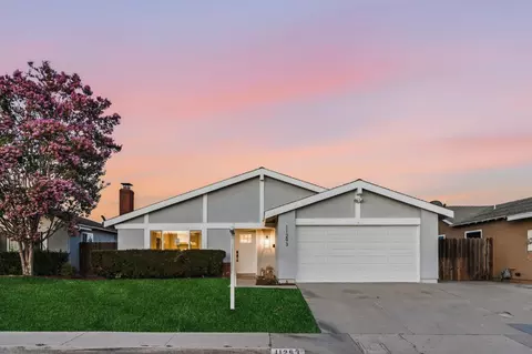 11293 Linares St, San Diego, CA 92129