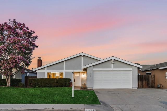 11293 Linares St, San Diego, CA 92129