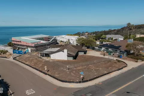8504 Prestwick Dr, La Jolla, CA 92037 photo 11