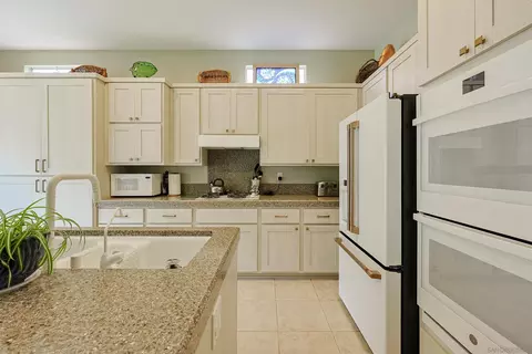 2322 Masters Rd, Carlsbad, CA 92008 photo 7