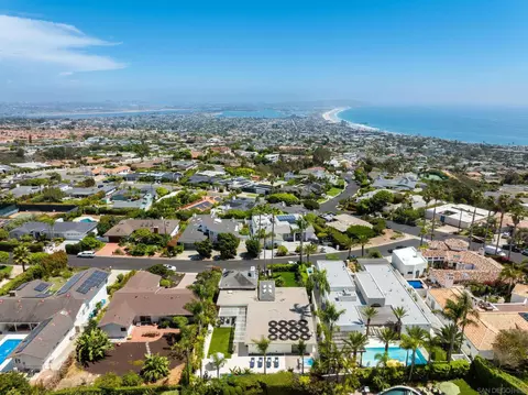 View/Area - 5918 Germaine Ln, La Jolla, CA 92037 photo 1 of 2