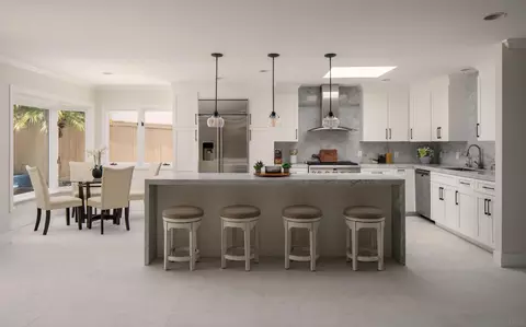 Kitchen - 5918 Germaine Ln, La Jolla, CA 92037 photo 1 of 3