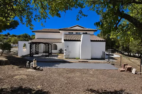Exterior - 614 Sneath Way, Alpine, CA 91901 photo 17 of 25
