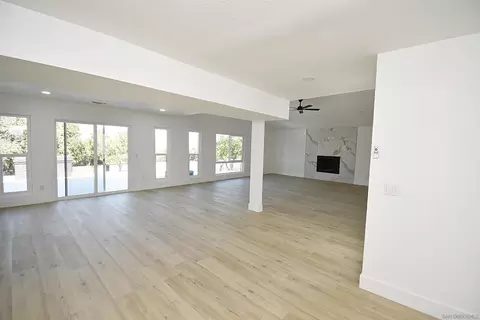 Living - 614 Sneath Way, Alpine, CA 91901 photo 7 of 13
