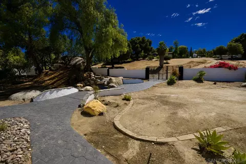 Exterior - 614 Sneath Way, Alpine, CA 91901 photo 12 of 25