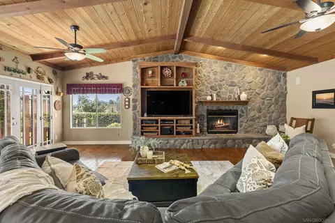 2154 Orange Ave, Escondido, CA 92029 photo 20