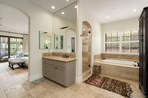 1040 Crest Dr, Encinitas, CA 92024 photo 16