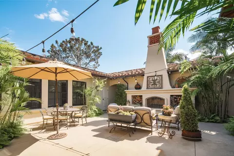 Exterior - 1040 Crest Dr, Encinitas, CA 92024 photo 3 of 15
