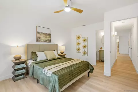 Bedroom - 13736 Woodgate Pl, Poway, CA 92064 photo 3 of 8