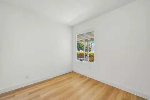 Bedroom - 13736 Woodgate Pl, Poway, CA 92064 photo 6 of 8