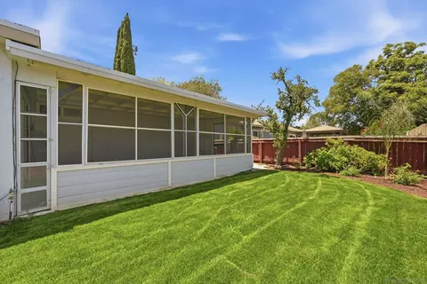Exterior - 13736 Woodgate Pl, Poway, CA 92064 photo 11 of 16