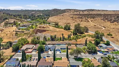 View/Area - 13736 Woodgate Pl, Poway, CA 92064 photo 1 of 9