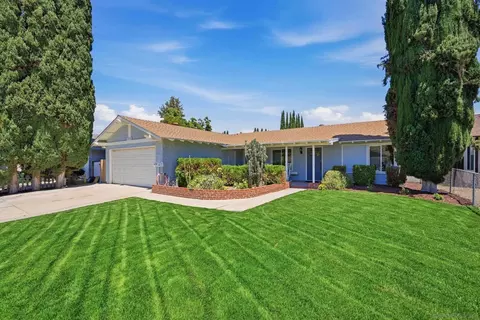 Exterior - 13736 Woodgate Pl, Poway, CA 92064 photo 3 of 16