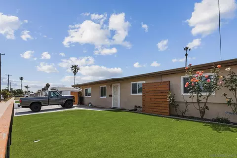 1127 Hemlock Ave, Imperial Beach, CA 91932 photo 2