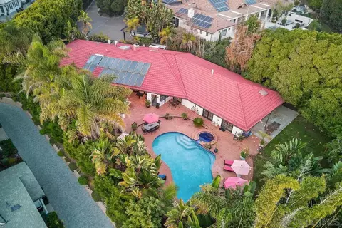 View/Area - 1005 Solymar Dr, La Jolla, CA 92037 photo 2 of 2