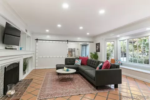 Living - 1005 Solymar Dr, La Jolla, CA 92037 photo 2 of 3