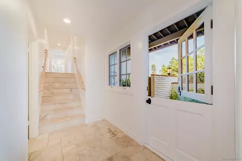 Entry Way - 139 Sinaloa Ct, Solana Beach, CA 92075 photo 1 of 1
