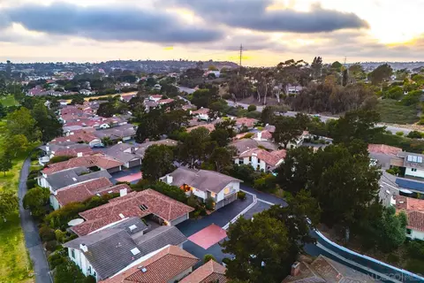 View/Area - 139 Sinaloa Ct, Solana Beach, CA 92075 photo 2 of 3