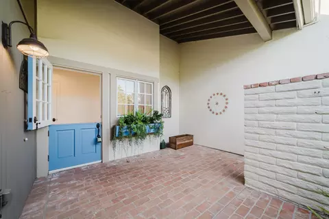 Exterior - 139 Sinaloa Ct, Solana Beach, CA 92075 photo 4 of 7