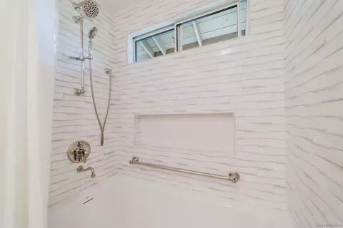 Bath - 139 Sinaloa Ct, Solana Beach, CA 92075 photo 3 of 3