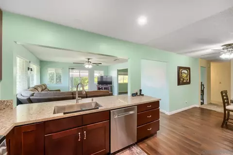 10442 Len Way, Santee, CA 92071 photo 6