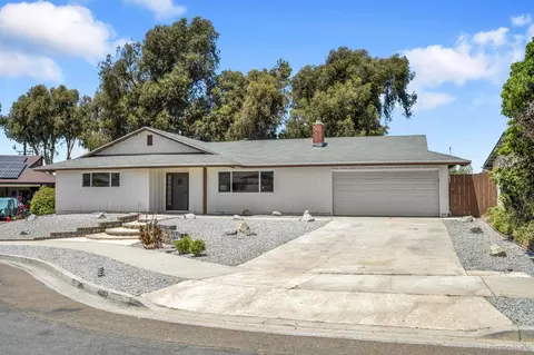 Exterior - 4012 Via Rio Ave, Oceanside, CA 92057 photo 2 of 7