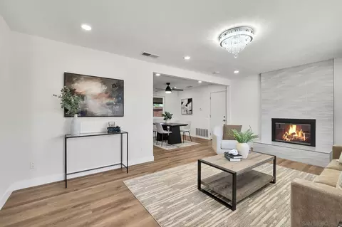 Living - 4012 Via Rio Ave, Oceanside, CA 92057 photo 4 of 4