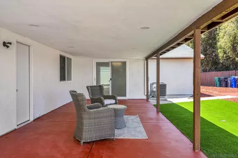 Exterior - 4012 Via Rio Ave, Oceanside, CA 92057 photo 6 of 7