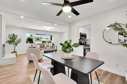 Dining - 4012 Via Rio Ave, Oceanside, CA 92057 photo 3 of 4