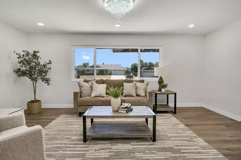Living - 4012 Via Rio Ave, Oceanside, CA 92057 photo 3 of 4