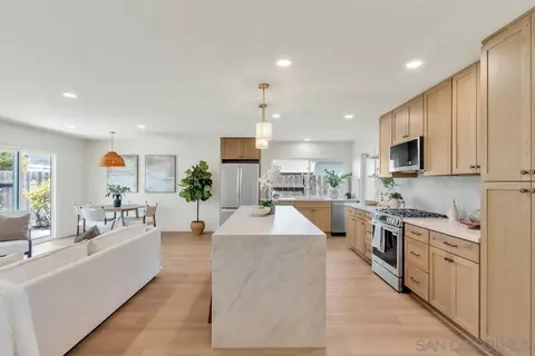 Kitchen - 10016 Bilteer Ct, Santee, CA 92071 photo 2 of 11