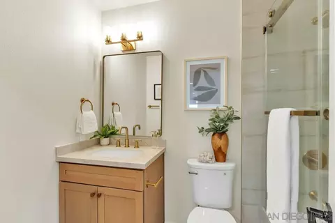 Bath - 10016 Bilteer Ct, Santee, CA 92071 photo 1 of 2