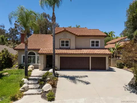 14456 Maplewood St, Poway, CA 92064 photo 2