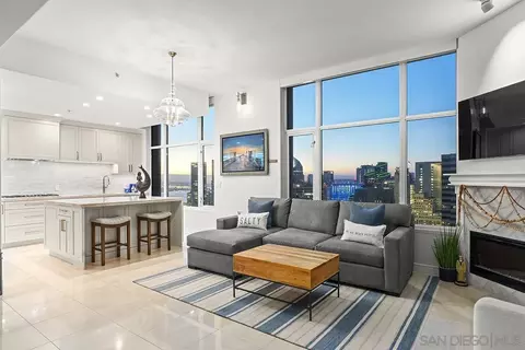 550 Front St #2802, San Diego, CA 92101