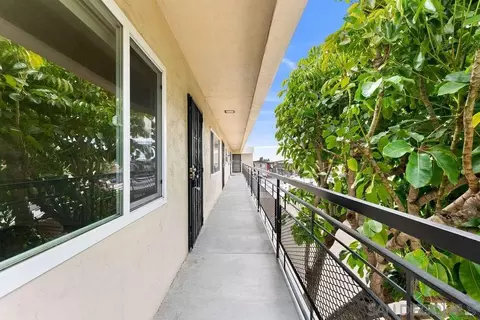 Entry Way - 4415 Rosebud Ln, La Mesa, CA 91941 photo 1 of 1