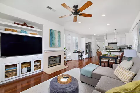 Living - 6878 Tradewinds Dr, Carlsbad, CA 92011 photo 5 of 5