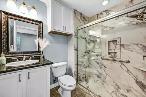 Bath - 100 Sea Clf #106, Oceanside, CA 92056 photo 1 of 2